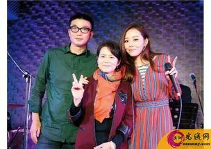 娱乐圈吃瓜秀,揭秘明星幕后那些事儿